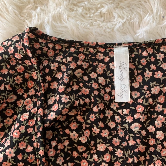 floral fringe kimono 🌷🌚 - Picture 2 of 13